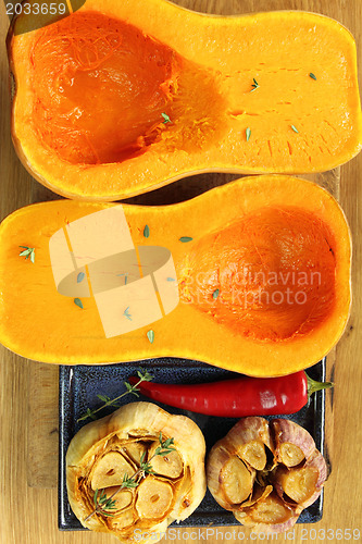 Image of Roasted garlic and pumpkin.