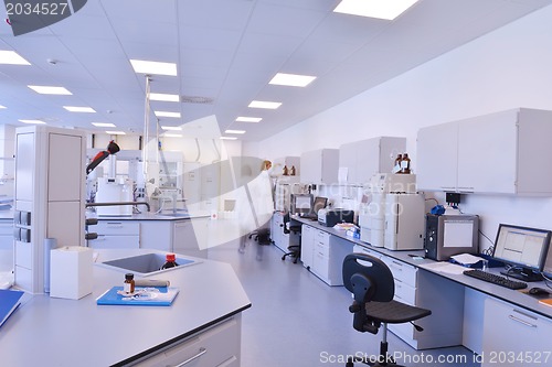 Image of laboratory indoor