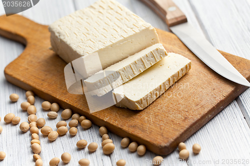 Image of tofu and soy beans