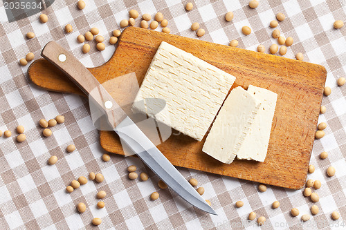 Image of tofu and soy beans