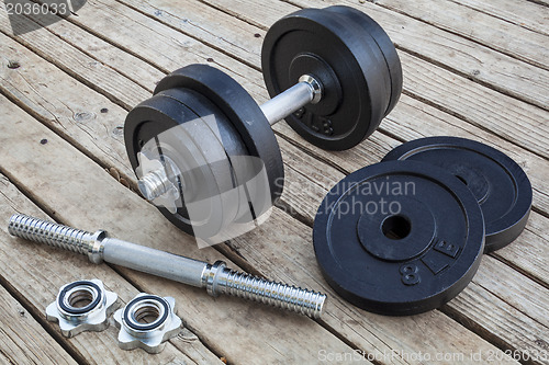 Image of cast iron dumbbell 