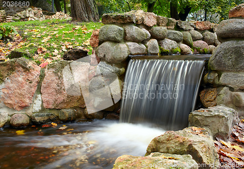 Image of Cascade in the park.