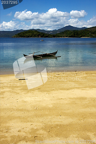 Image of   nosy be  madagascarrock stone branch boat