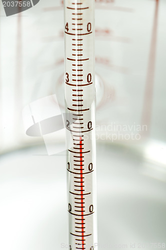 Image of Thermometer measures the temperature of the water