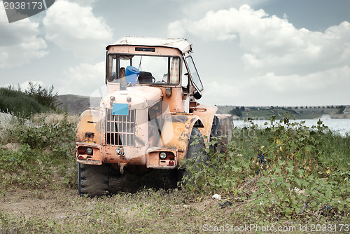 Image of Alone tractor