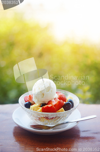 Image of Fruit salad with ice cream