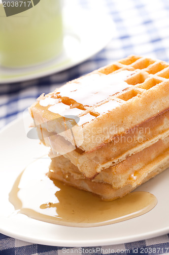 Image of waffle with honey