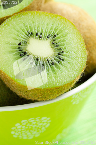 Image of kiwi fruit in bowl