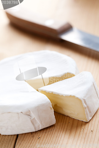 Image of brie cheese