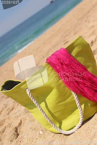 Image of Green beach bag on the beach