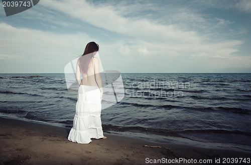Image of Talk with sea