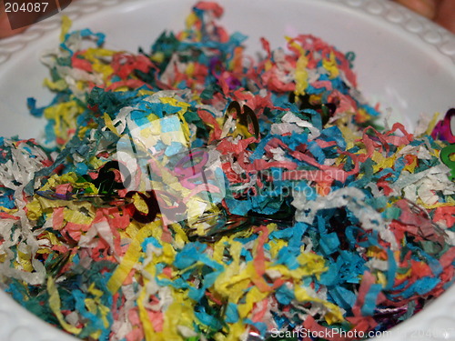 Image of Bowl of streamers