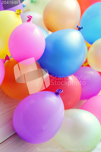 Image of multicolor balloons