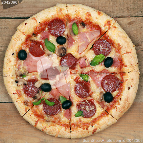 Image of Pizza