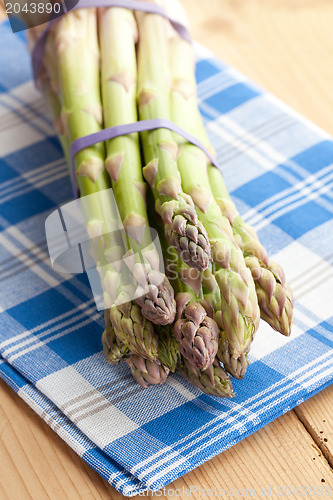 Image of fresh green asparagus