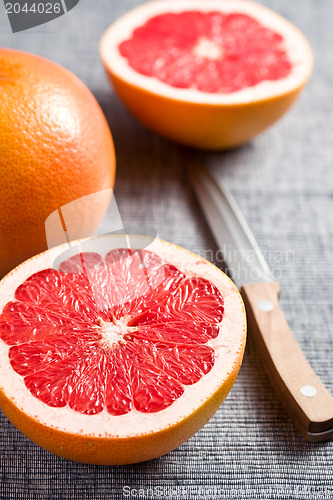 Image of sliced red grapefruit