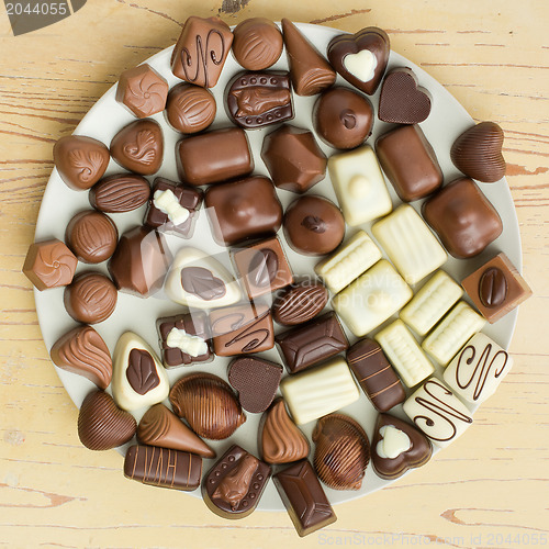 Image of various chocolate pralines