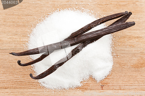 Image of vanilla beans with sugar