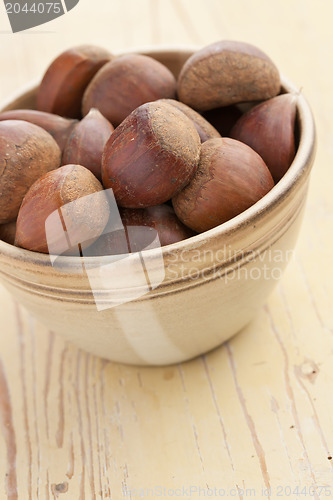 Image of chesnuts in bowl