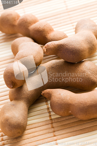 Image of tamarinds on kitchen table