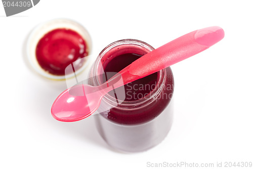 Image of baby food in glass jar