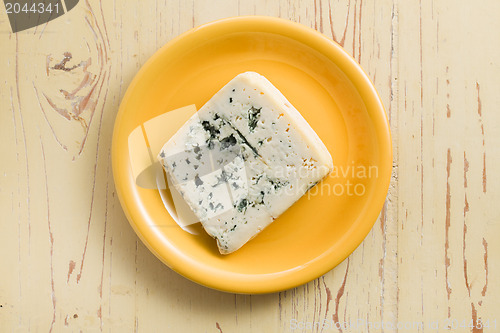 Image of blue cheese on plate