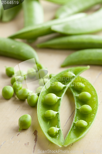 Image of green peas pods