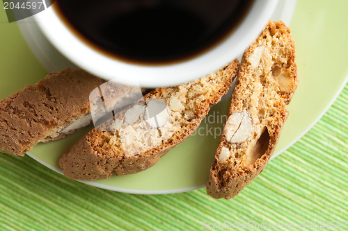Image of italian cantuccini cookies and coffee cup
