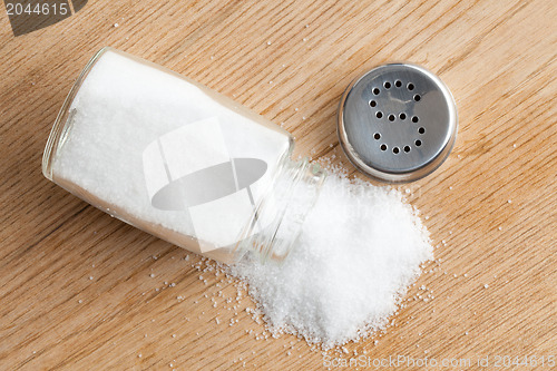 Image of salt shaker