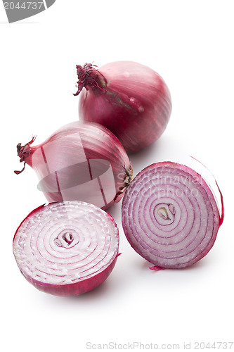 Image of sliced red onion