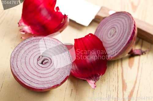 Image of sliced red onion in kitchen