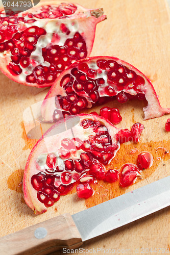 Image of sliced pomegranate