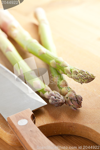 Image of fresh green asparagus