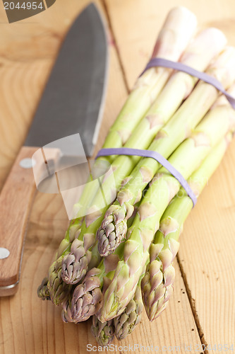 Image of fresh green asparagus