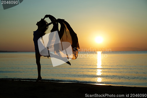 Image of Dance at the sea