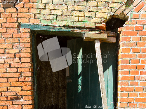 Image of Broken doorway