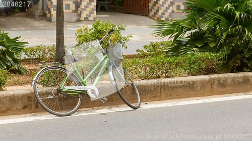 Image of Abandoned bike on the streets