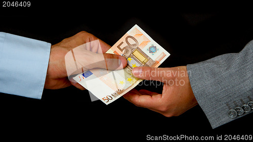 Image of Man giving 50 euro to a woman (business)