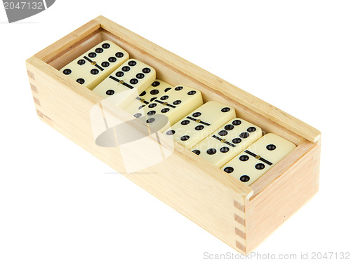 Image of Domino in wooden box