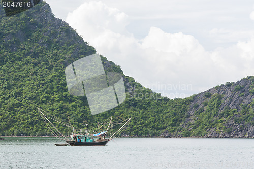 Image of Fishing boat in the Ha Long Bay