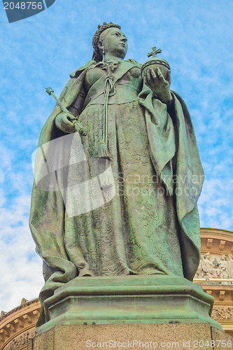 Image of Queen Victoria statue