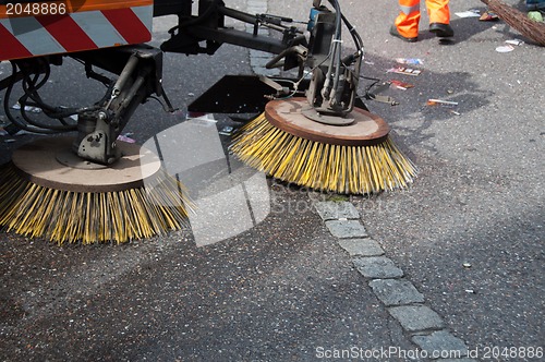 Image of street sweeper machine/car