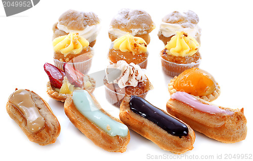 Image of petit four