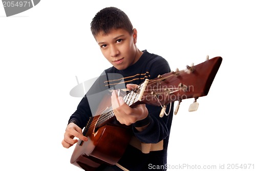 Image of Young guitarist