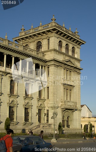 Image of national palace guatemala city