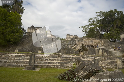 Image of great plaza tikal guatemala