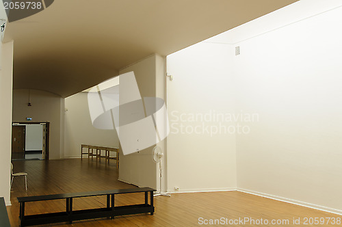 Image of Empty art gallery room