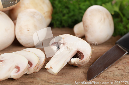 Image of Preparing food: Sliced mushrooms