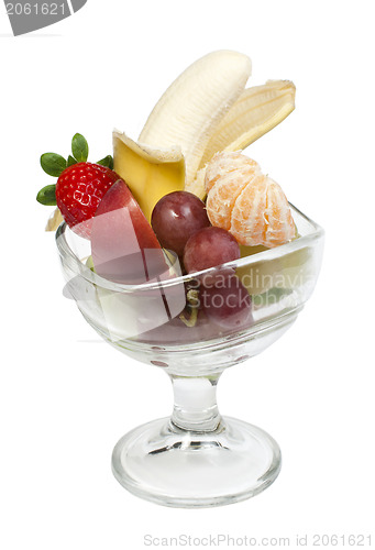 Image of Fruit salad in a glass bowl 