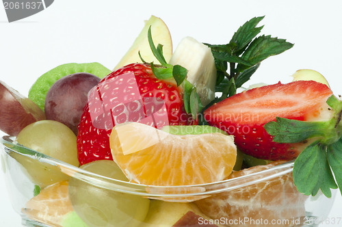 Image of Fruit salad in a glass bowl 